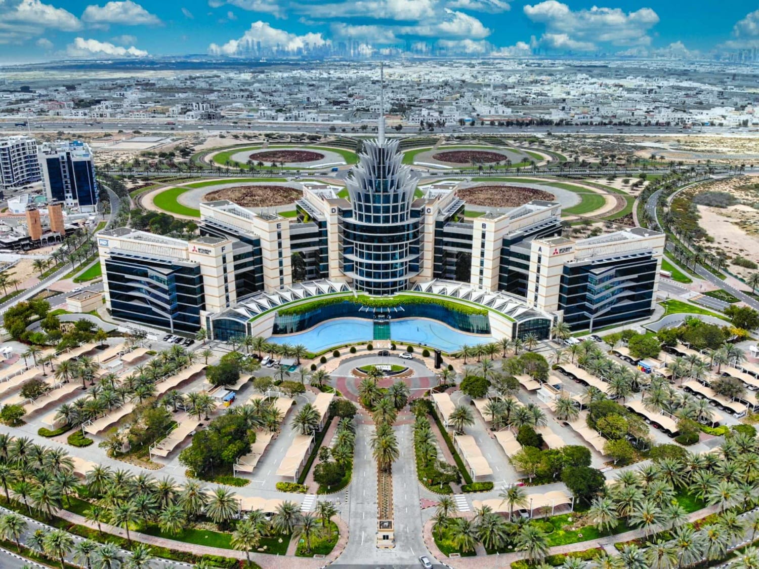 Dubai Oasis: your peaceful and beautiful place to escape city life
