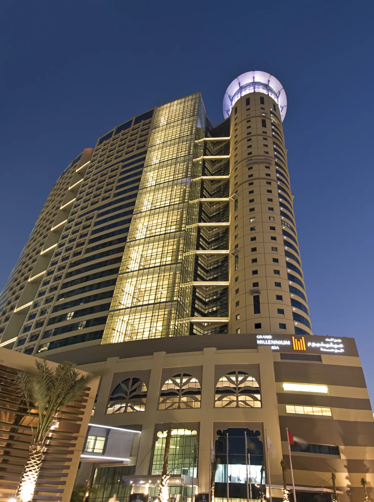 Exploring Luxury and Comfort at Grand Millennium Al Wahda