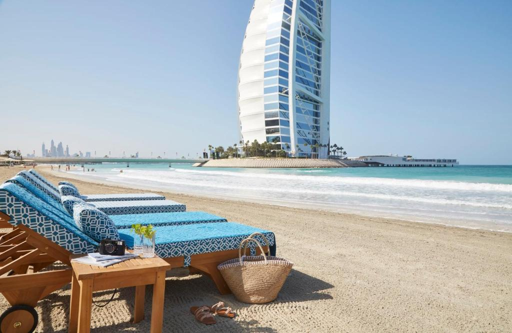 10 Reasons Jumeirah Beach Luxury Extended Stay Hotels Are the Ultimate UAE Getaway