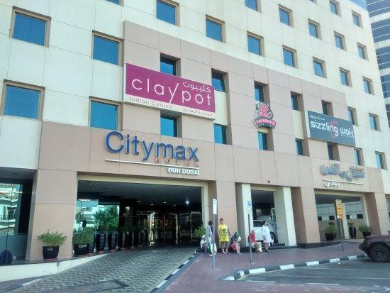 Affordable Stay in UAE 7 Key for Finding Top Budget-Friendly