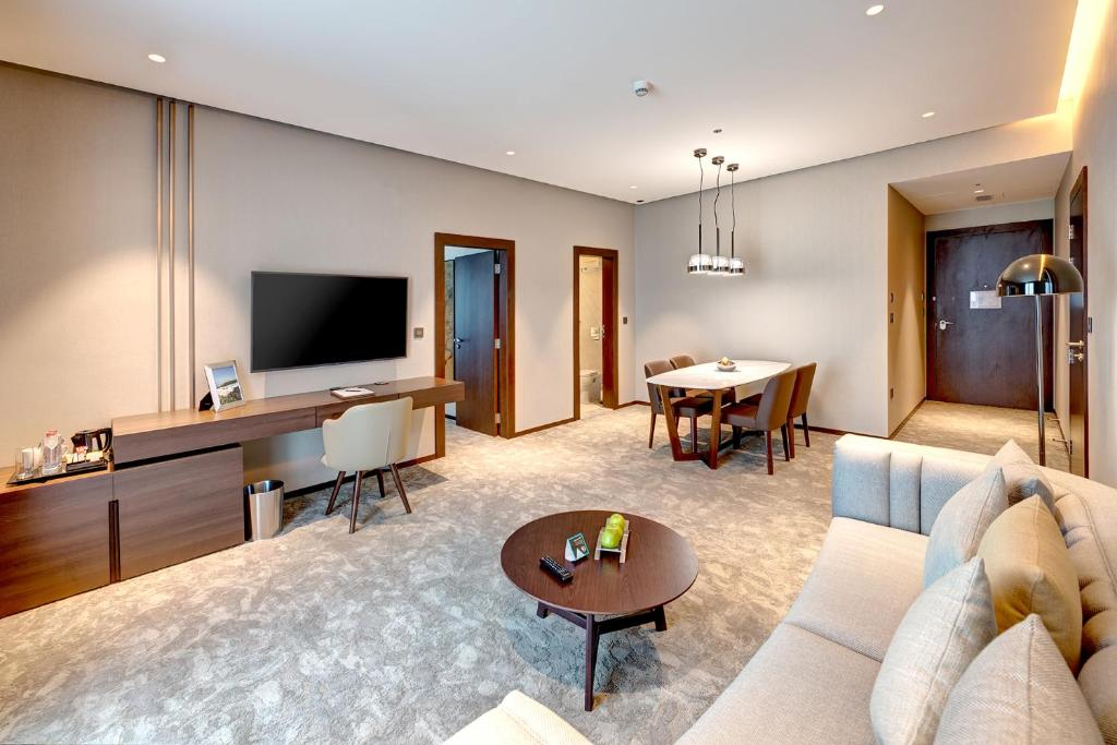 Family-Friendly Hotel Rooms for Extended Stays: Your Home Away from Home