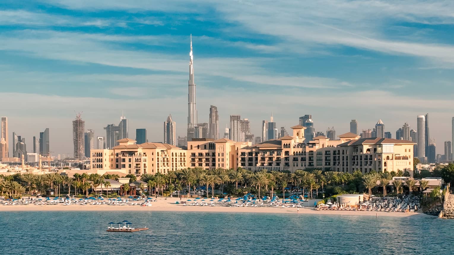 Discover the Ultimate Luxury Experience at Four Seasons Dubai