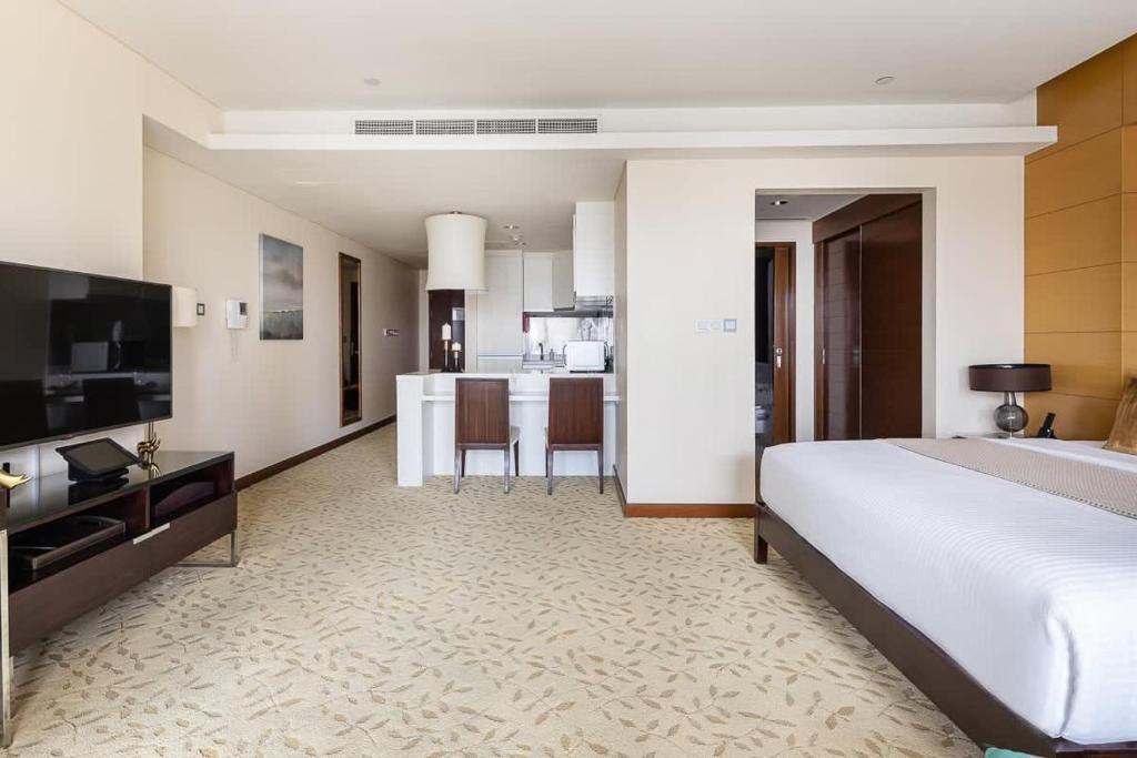 Fully Serviced Long term Hotel Room Rental: Impart Top 25 Benefits