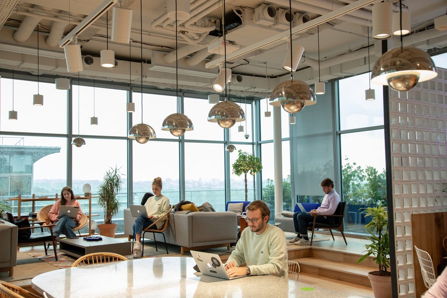 Digital Nomads: Discover Top designing Ultimate Spaces
