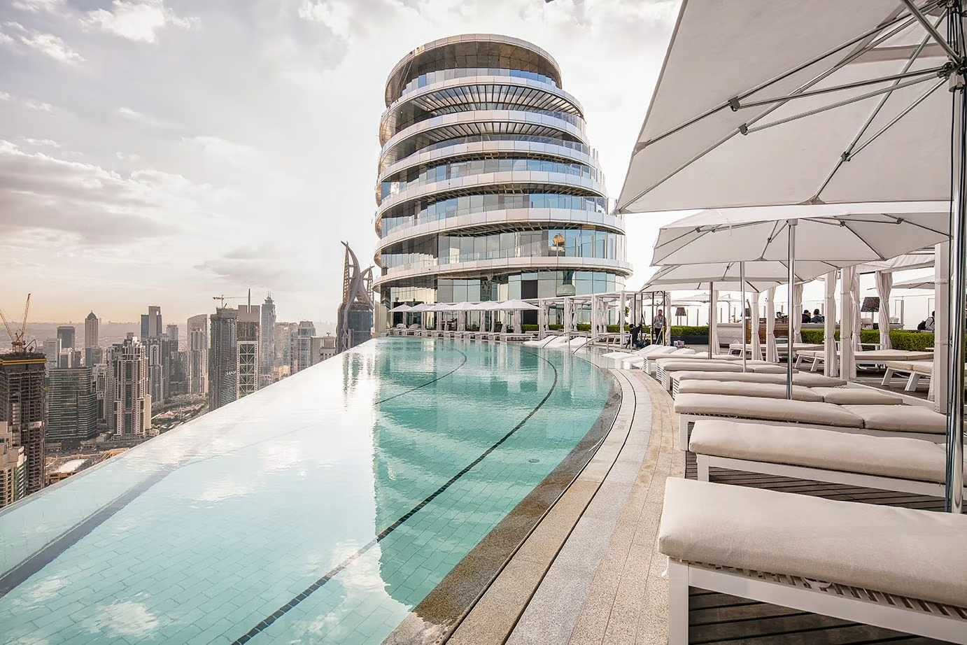 10 Stunning Rooftop Pools in Dubai You Must Experience