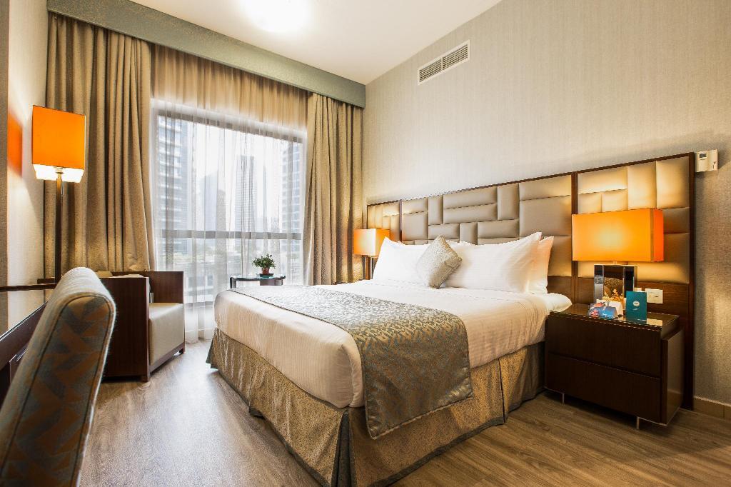  Al Jaddaf Rotana Suite Hotel