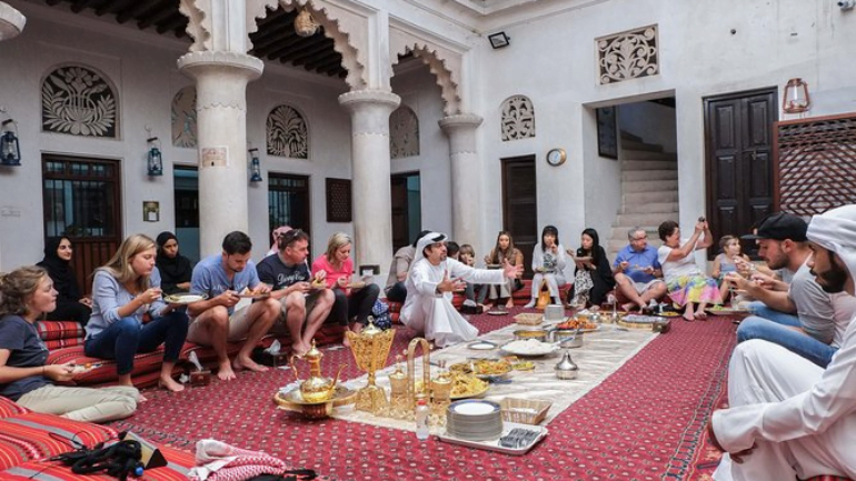 List of Hospitality Companies in Dubai: Short-Term vs Long-Term Living Options