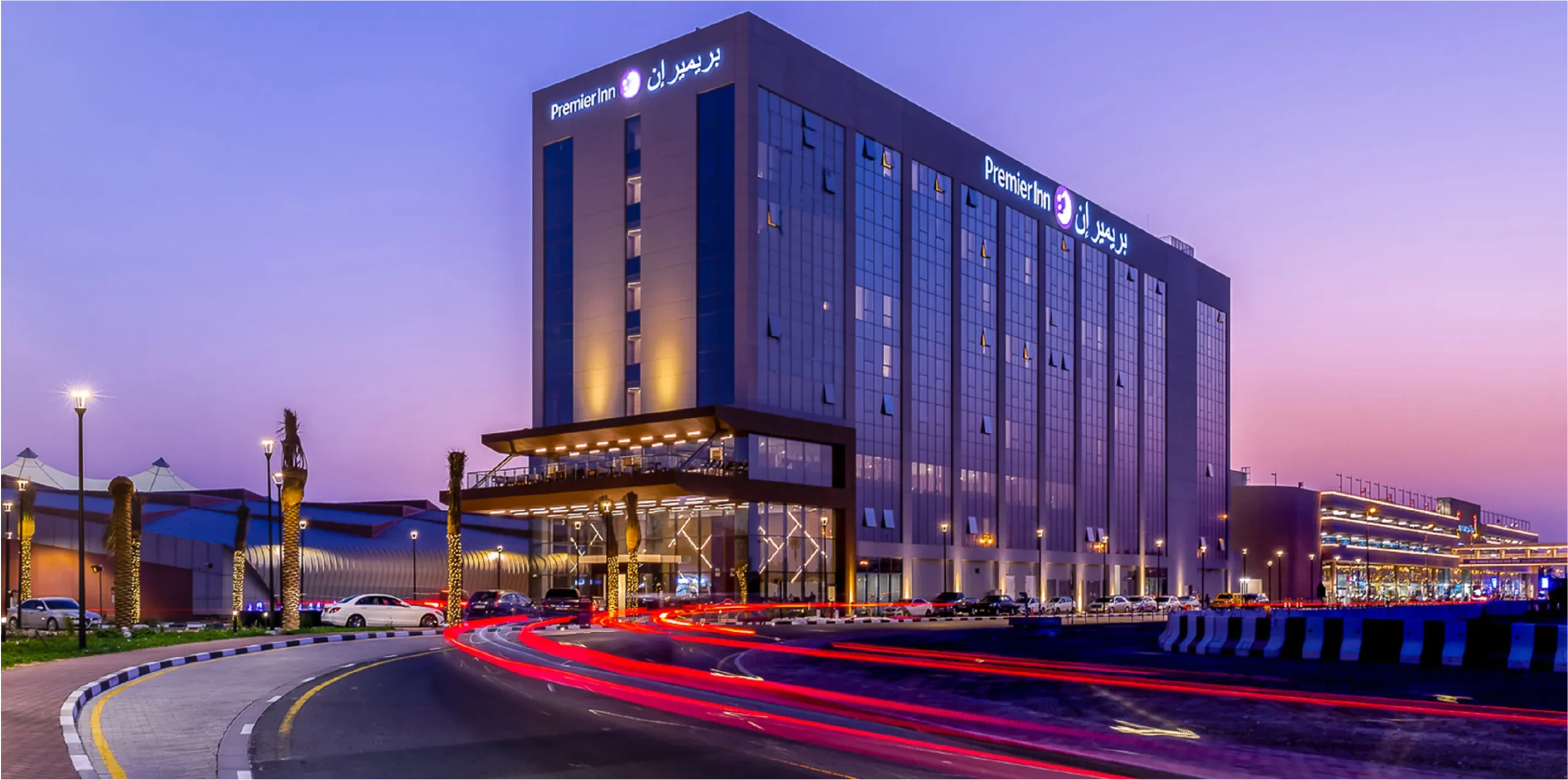 Unlock 4 Factors : Affordable Stay in Furnished Hotel Rooms