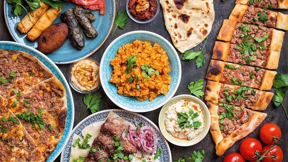 Discover the Best Emirati Cuisine Tapestry